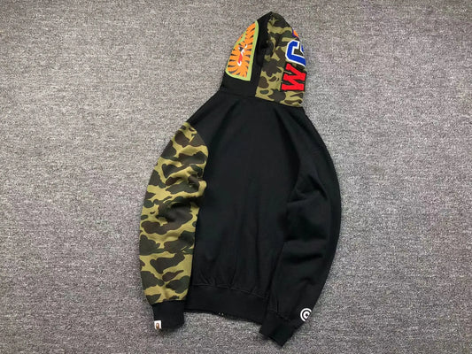 bape-1st-camo-shark-full-zip-hoodie-black-2-Drip Store Argentina