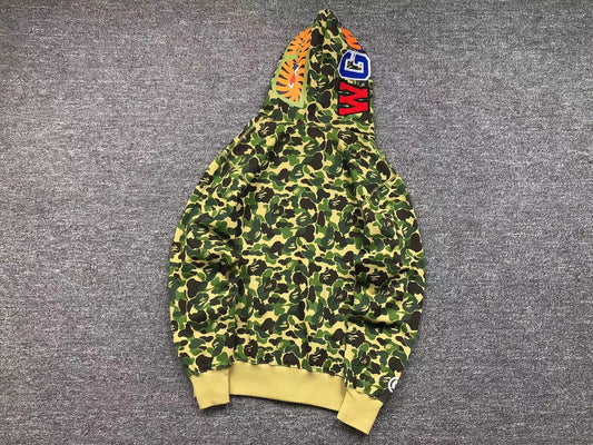 bape-abc-camo-shark-full-zip-hoodie-green-2-Drip Store Argentina