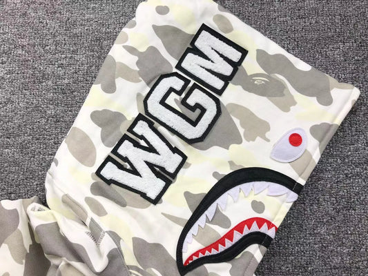 bape-city-camo-shark-wgm-full-zip-hoodie-white-2-Drip Store Argentina