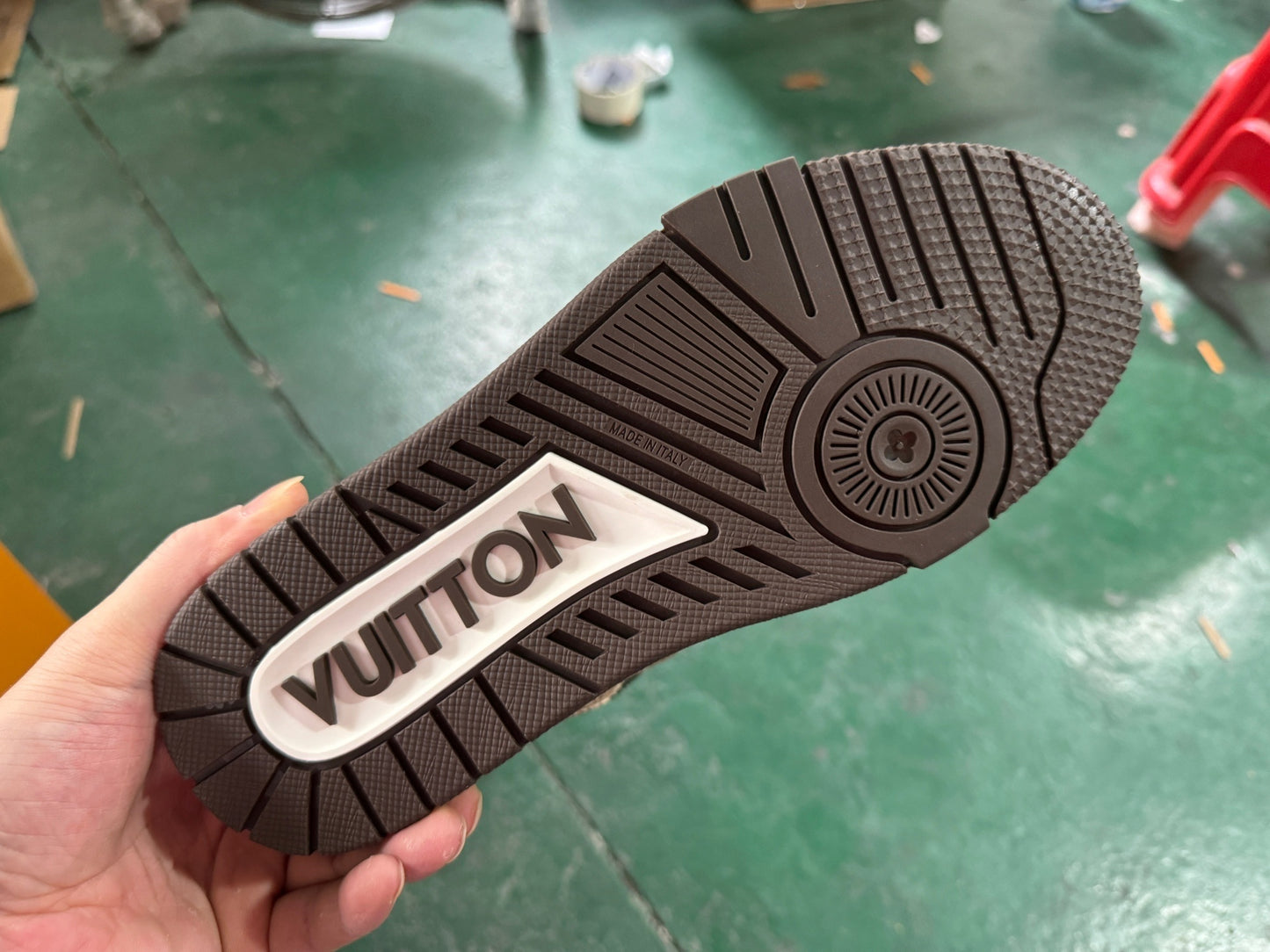 Louis Vuitton Skate Sneaker Snakeskin Marrón