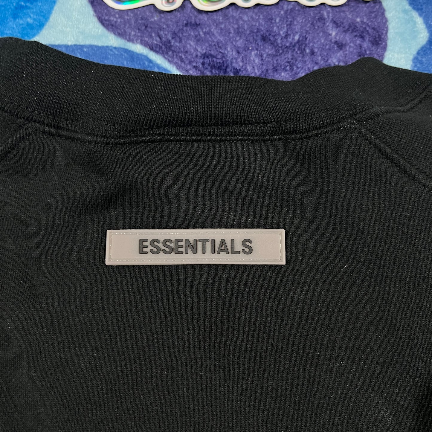 Buzo Essentials Crewneck Negro XL