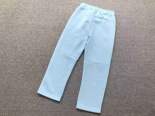 Pantalón Nike X Nocta Tech Fleece Celeste