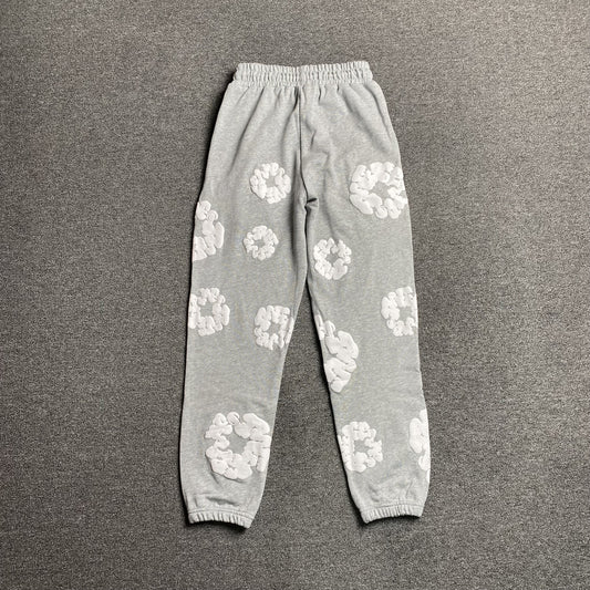 denim-tears-the-cotton-wreath-sweatpants-grey-2-Drip Store Argentina