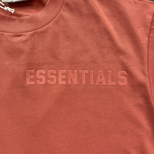 fear-of-god-essentials-tee-coral-2-Drip Store Argentina
