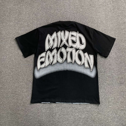 Remera Mixed Emotion Zombie Negra