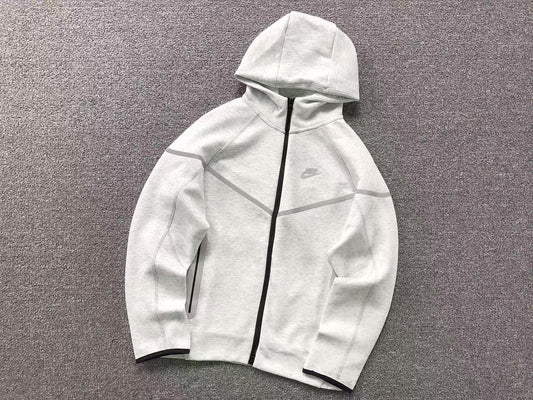 nike-tech-fleece-tracksuit-reflective-grey-2-Drip Store Argentina