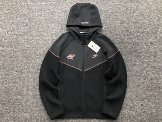 nike-x-syna-world-tech-fleece-tracksuit-black-2-Drip Store Argentina