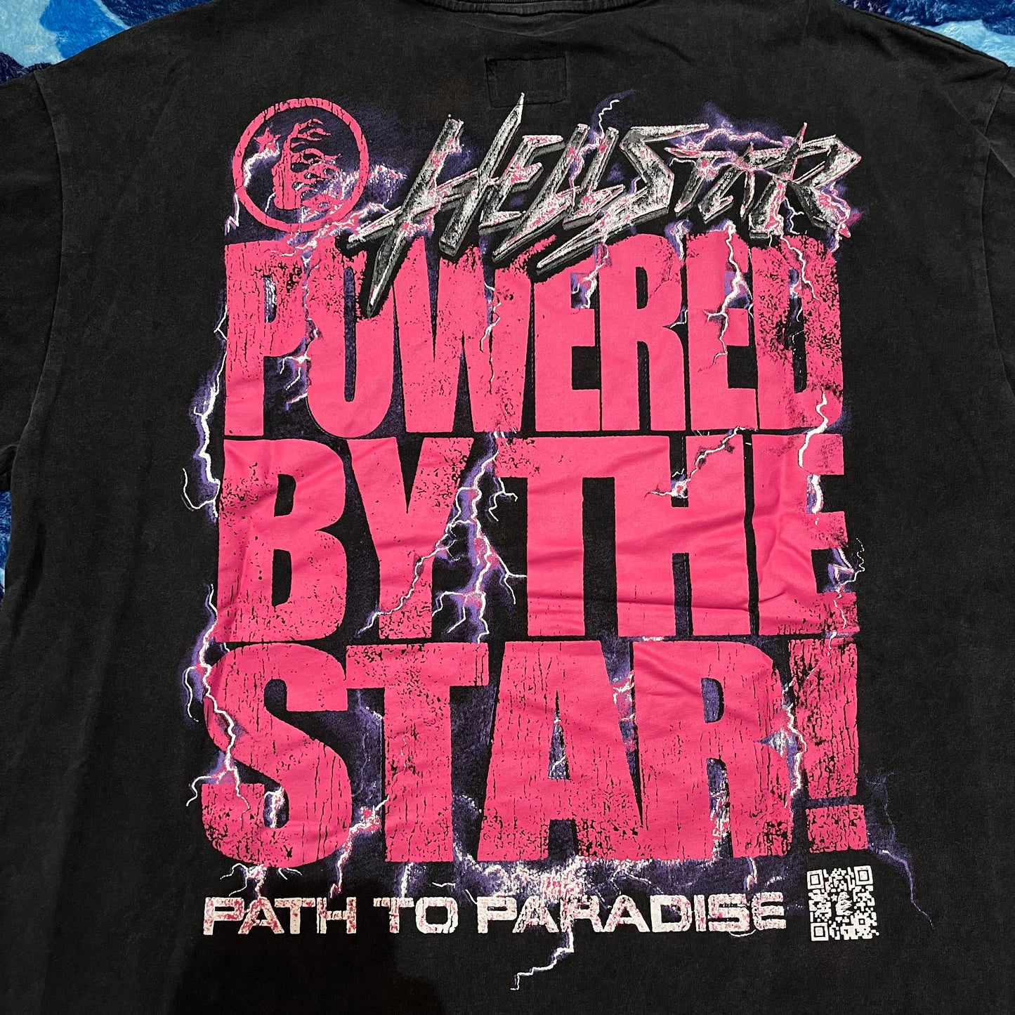 Remera Hellstar Powered By The Star M