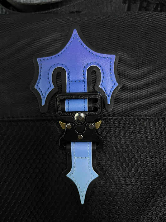 trapstar-irongate-1_0-crossbody-bag-gradient-blue-2-Drip Store Argentina