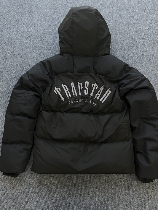 Campera Trapstar Irongate Arch Puffer Negra