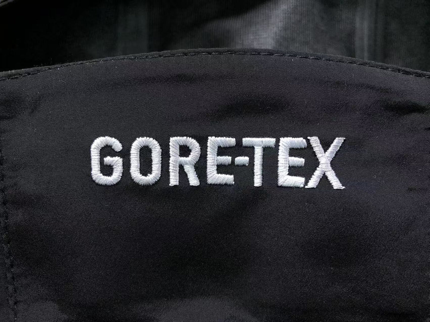 Campera Supreme Vanson Leathers GORE-TEX Shell Negra