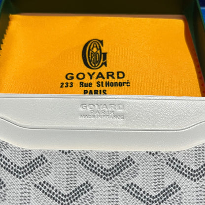 Tarjetero Goyard