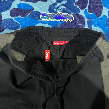 Pantalón Supreme Division Negro M-L