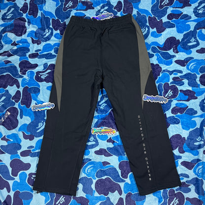 Pantalón Supreme Division Negro M-L