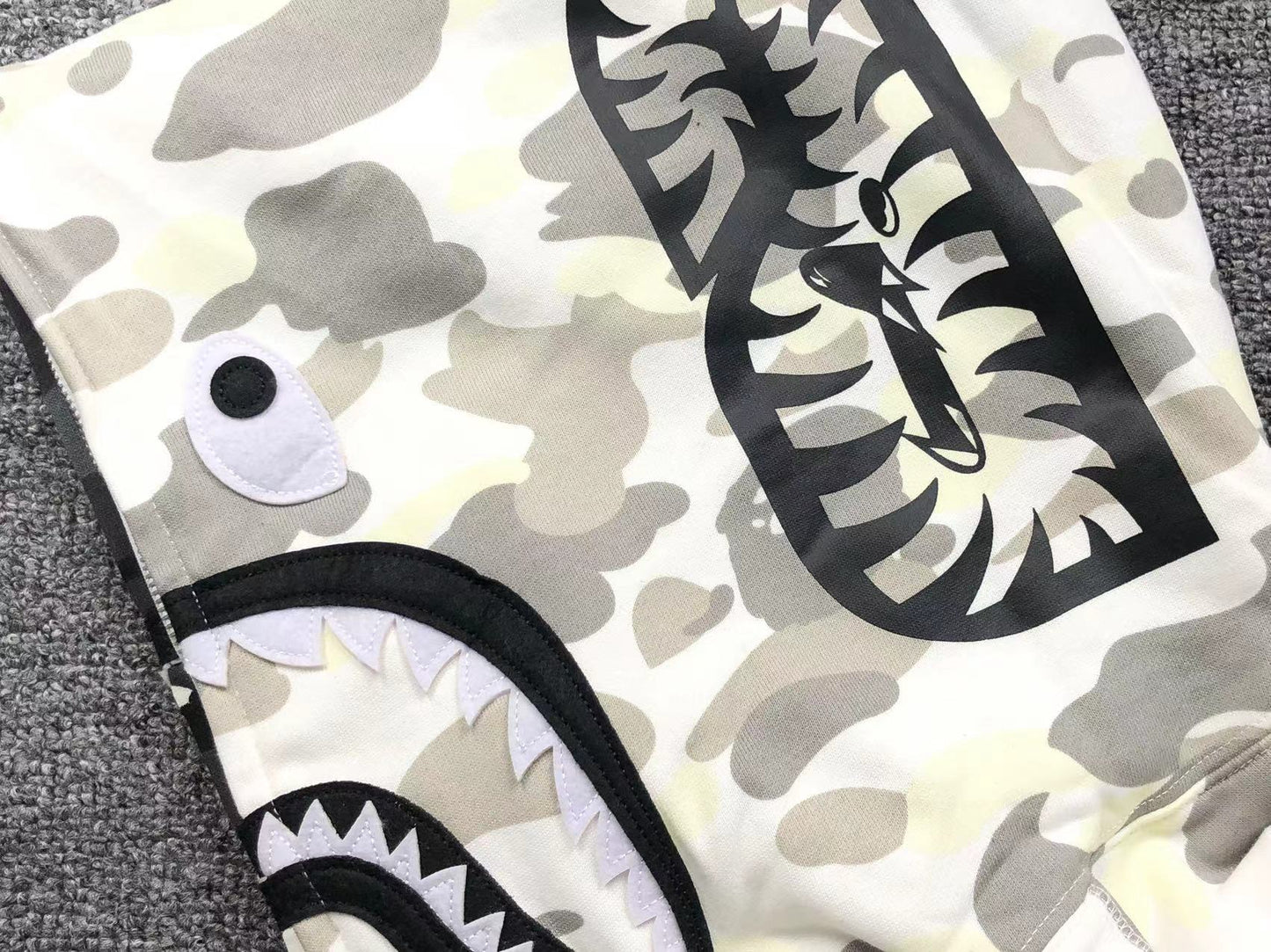 BAPE CITY CAMO HALF SHARK FULL ZIP HOODIE BLACK WHITE