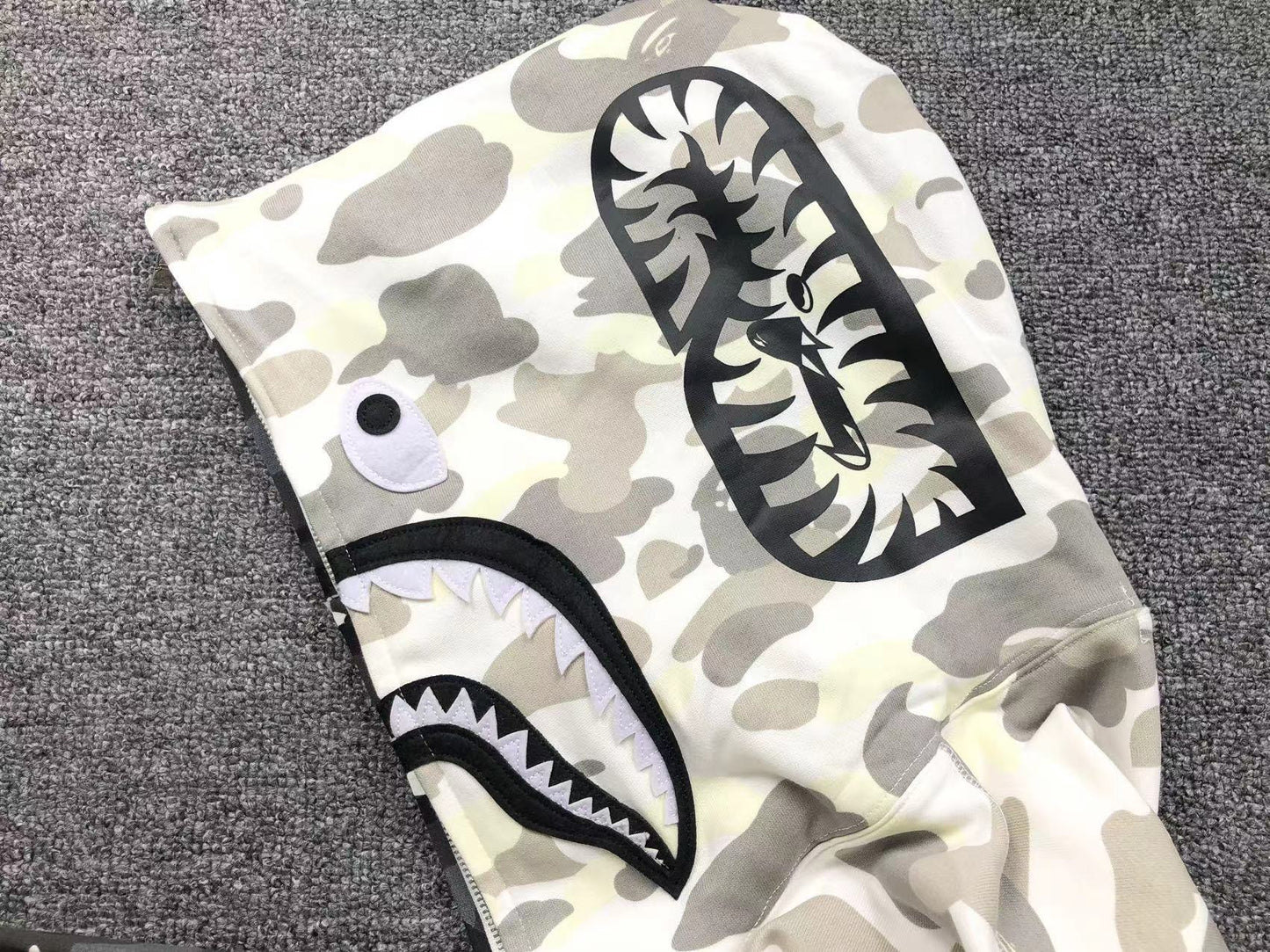 BAPE CITY CAMO HALF SHARK FULL ZIP HOODIE BLACK WHITE