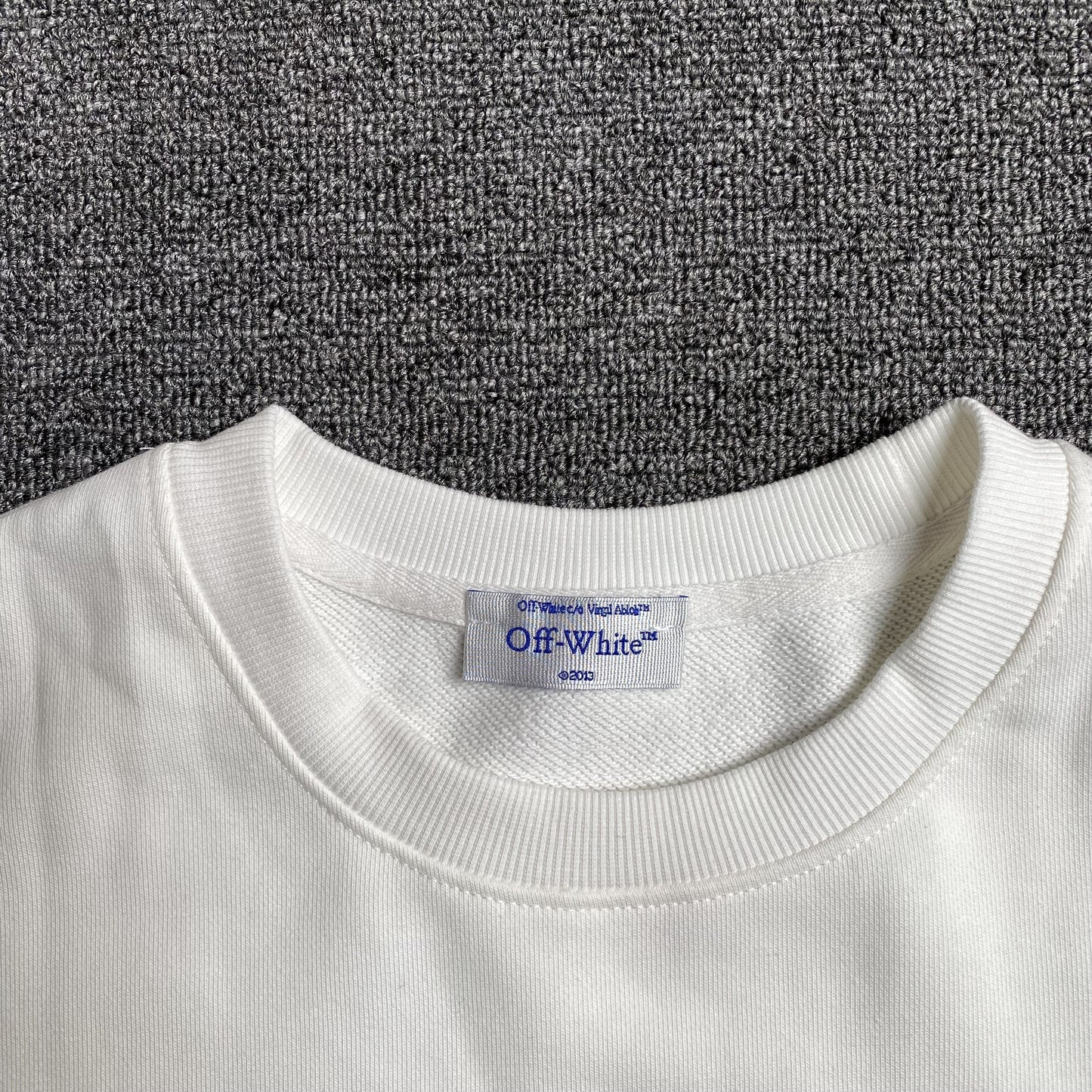 OFF WHITE OPPOSITE ARROW CREWNECK WHITE