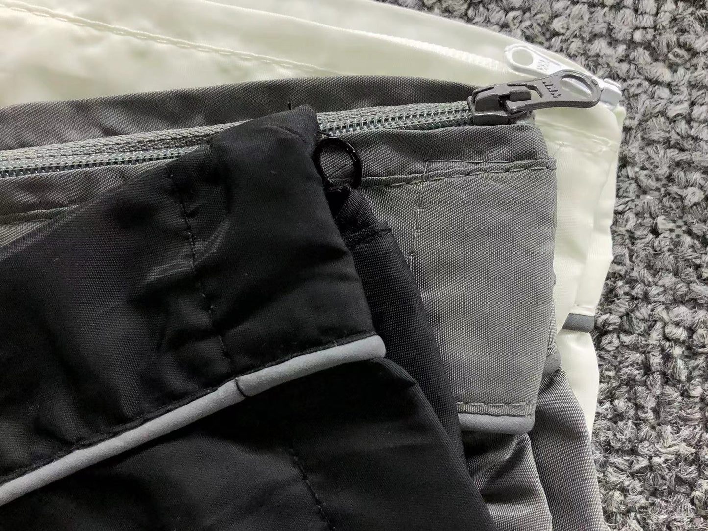 Pantalon Corteiz x Nike NRG Onyx Blanco