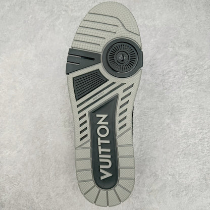 Louis Vuitton Trainer Sneaker Monogram Denim Negro