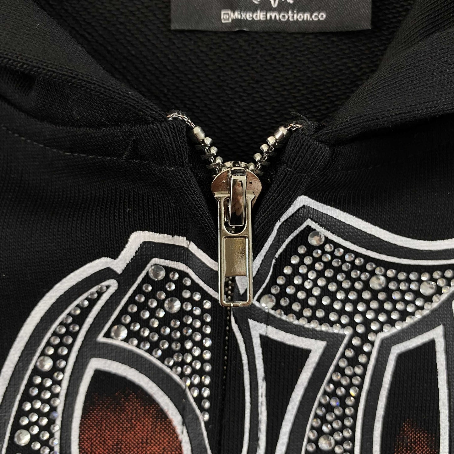 Campera Mixed Emotion Last Dance Negra