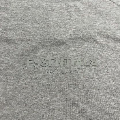 Remera Essentials Small Logo L