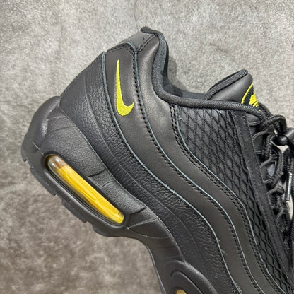 Nike Air Max 95 Corteiz Honey Black