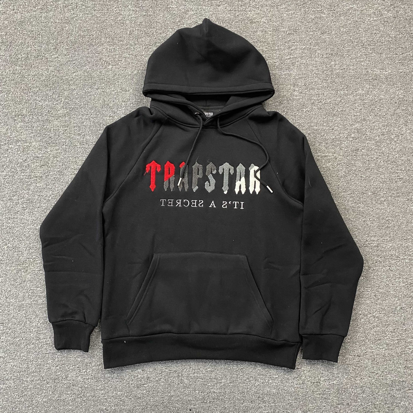 TRAPSTAR CHENILLE DECODED TRACKSUIT BLACK RED