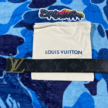 Cinturon LV Monogram Negro/Dorado