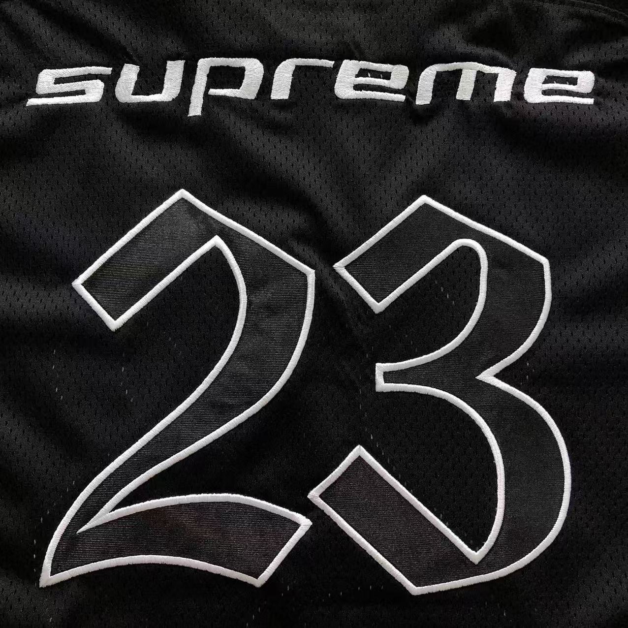 Remera Supreme Jordan Negra