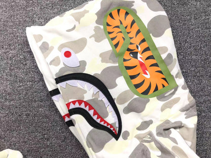 BAPE CITY CAMO SHARK WIDE FULL ZIP DOUBLE HOODIE WHITE