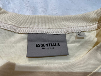 FEAR OF GOD ESSENTIALS BOXY T-SHIRT APPLIQUE LOGO BUTTERCREAM