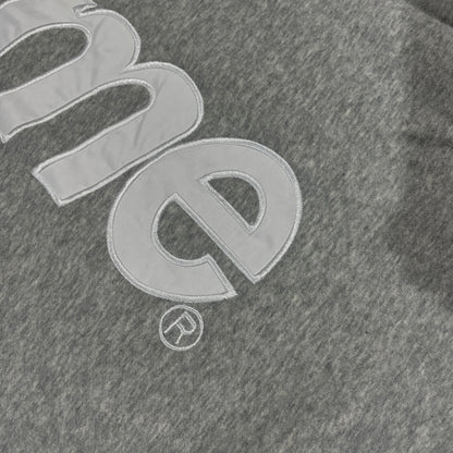 Buzo Supreme Satin Applique Gris L/XL