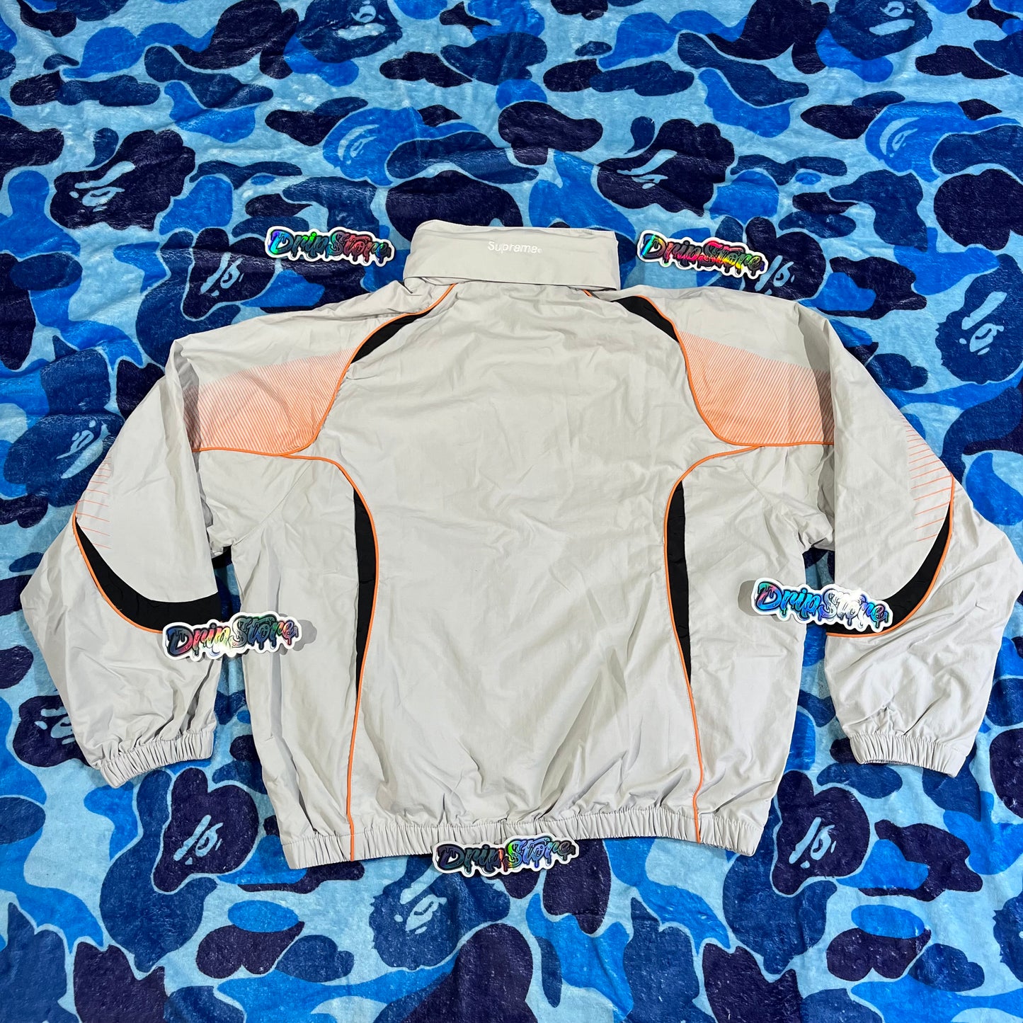 Campera Supreme X Umbro Gris M