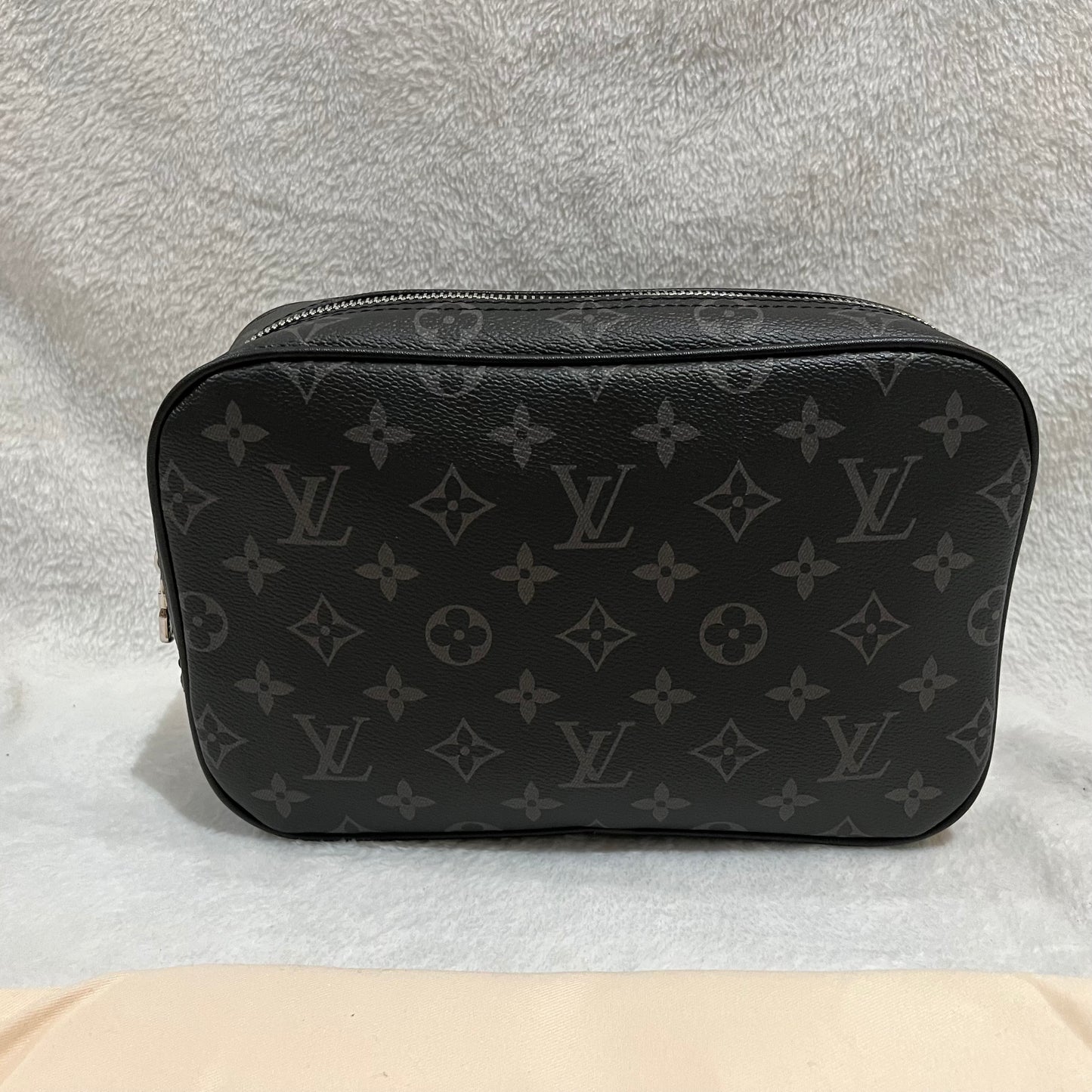 LOUIS VUITTON MONOGRAM ECLIPSE TRUTH TOILETTE GM MAKEUP POUCH