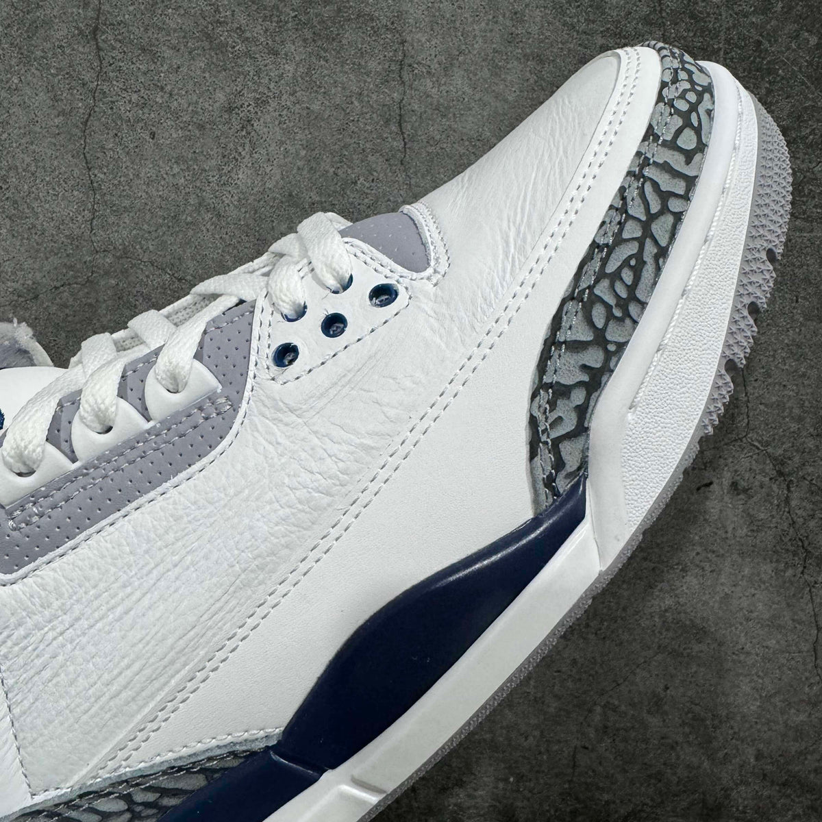 Jordan 3 Retro Midnight Navy