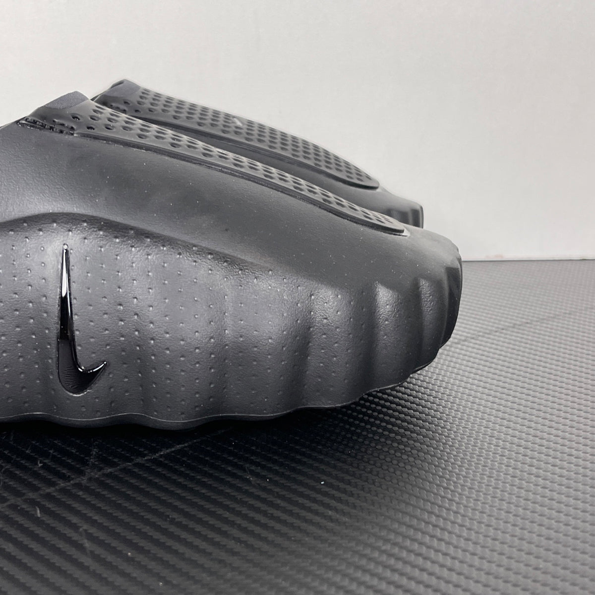 Nike Mind 001 Slide Triple Black