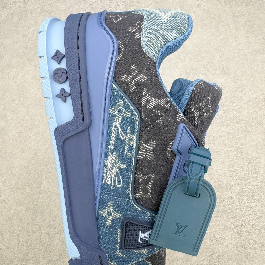 Louis Vuitton Trainer Sneaker Patchwork Monogram Denim Azul