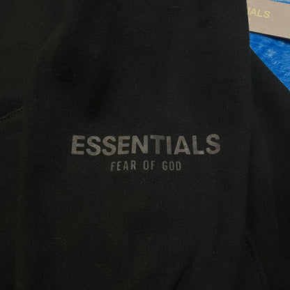 FEAR OF GOD ESSENTIALS APPLIQUE LOGO HOODIE BLACK