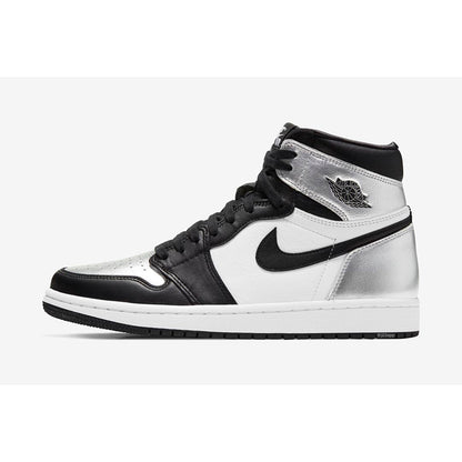 JORDAN 1 HIGH OG WMNS SILVER TOE