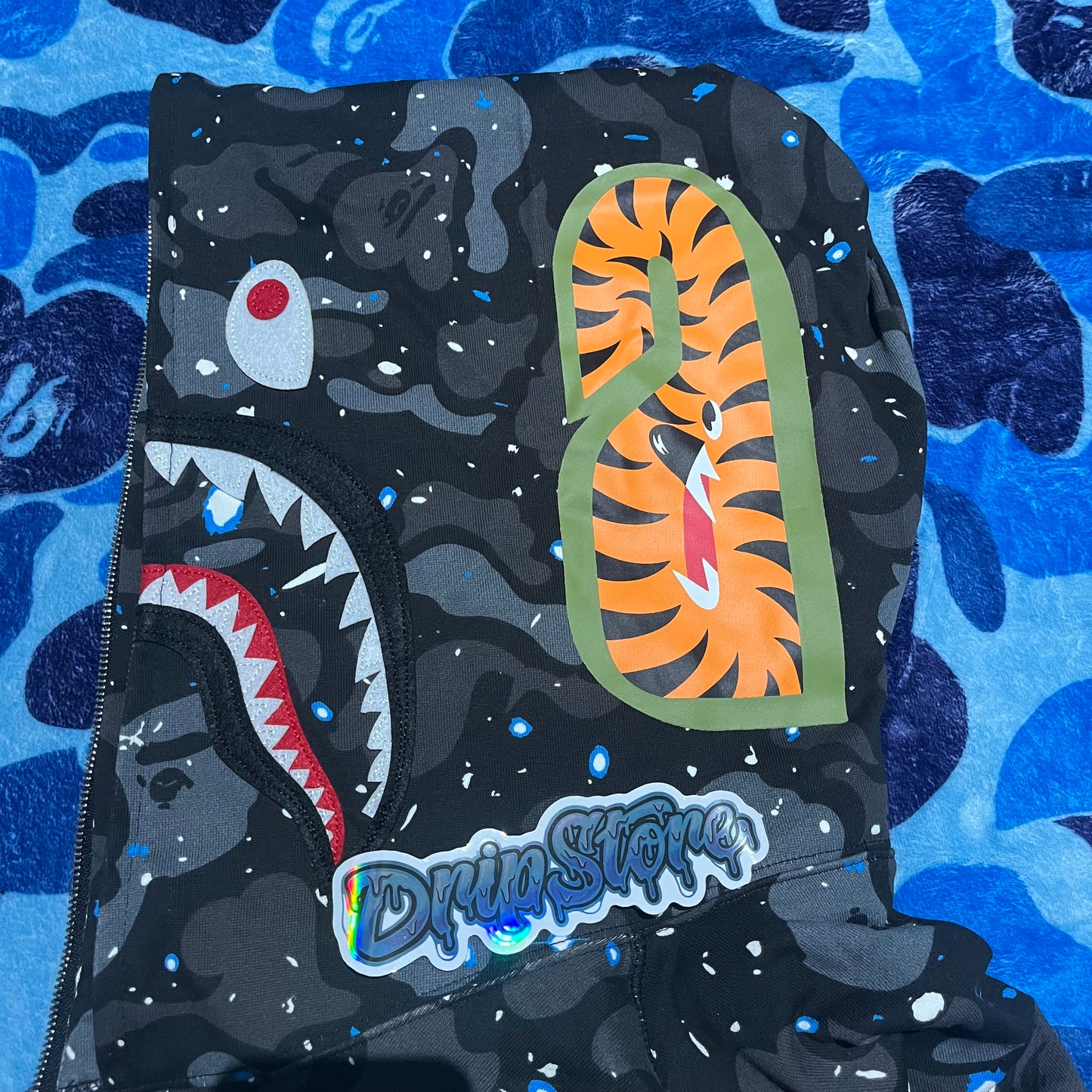 Campera Bape Space Camo Shark Full Zip Negro