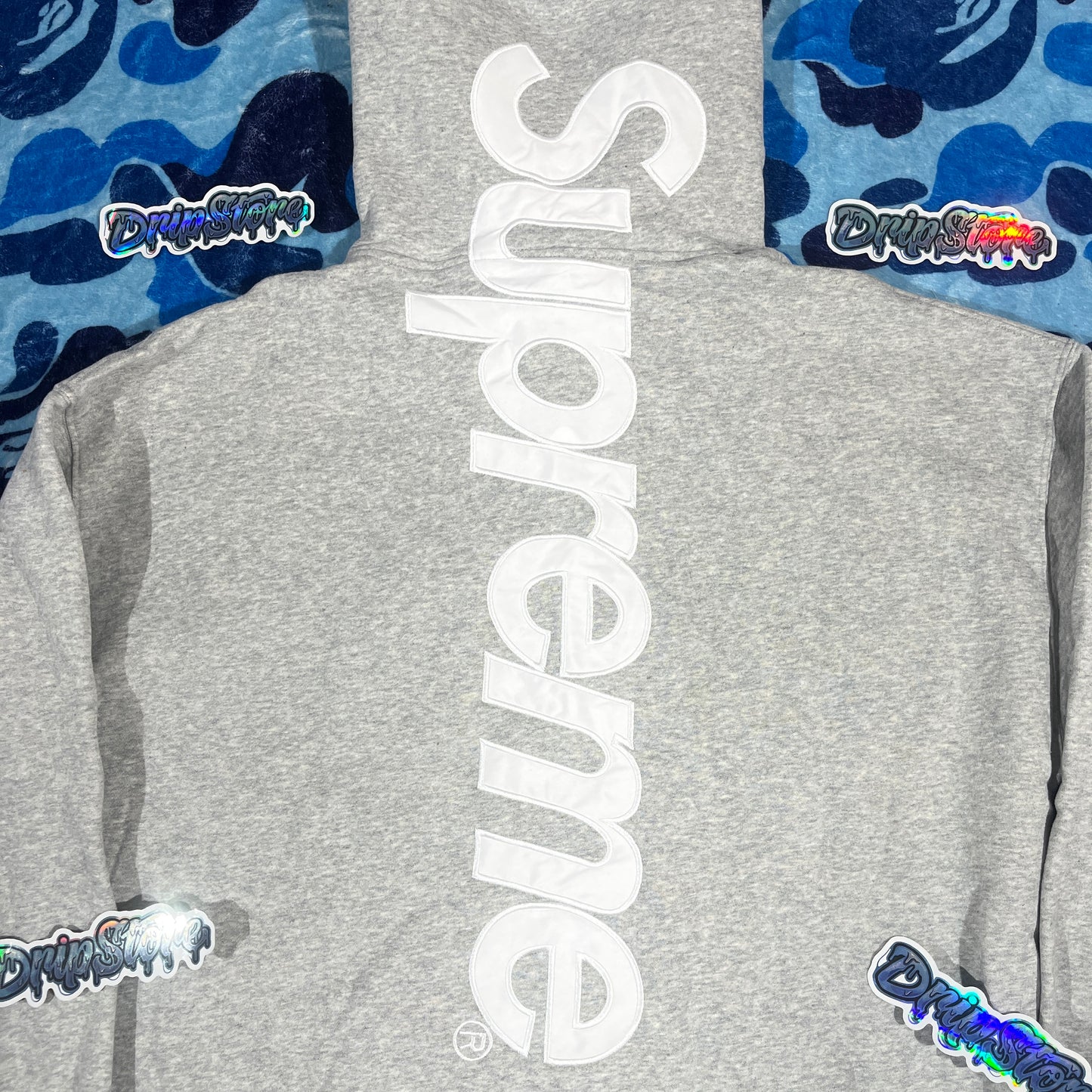 Buzo Supreme Satin Applique Gris L/XL