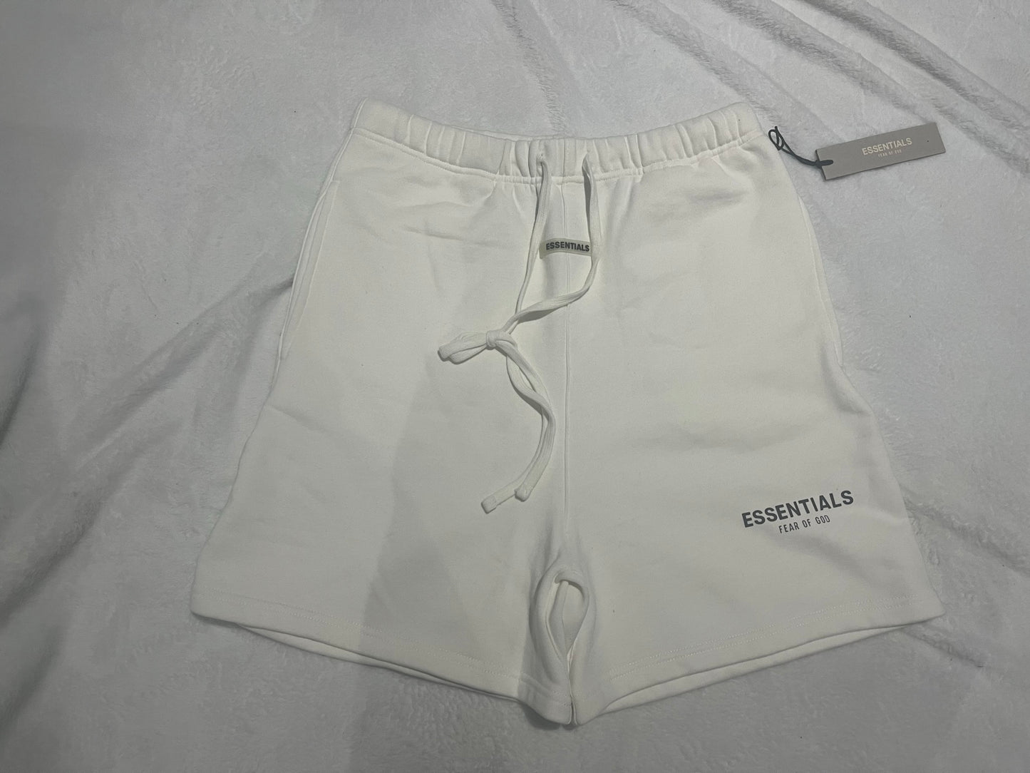 FEAR OF GOD ESSENTIALS SWEAT SHORTS WHITE