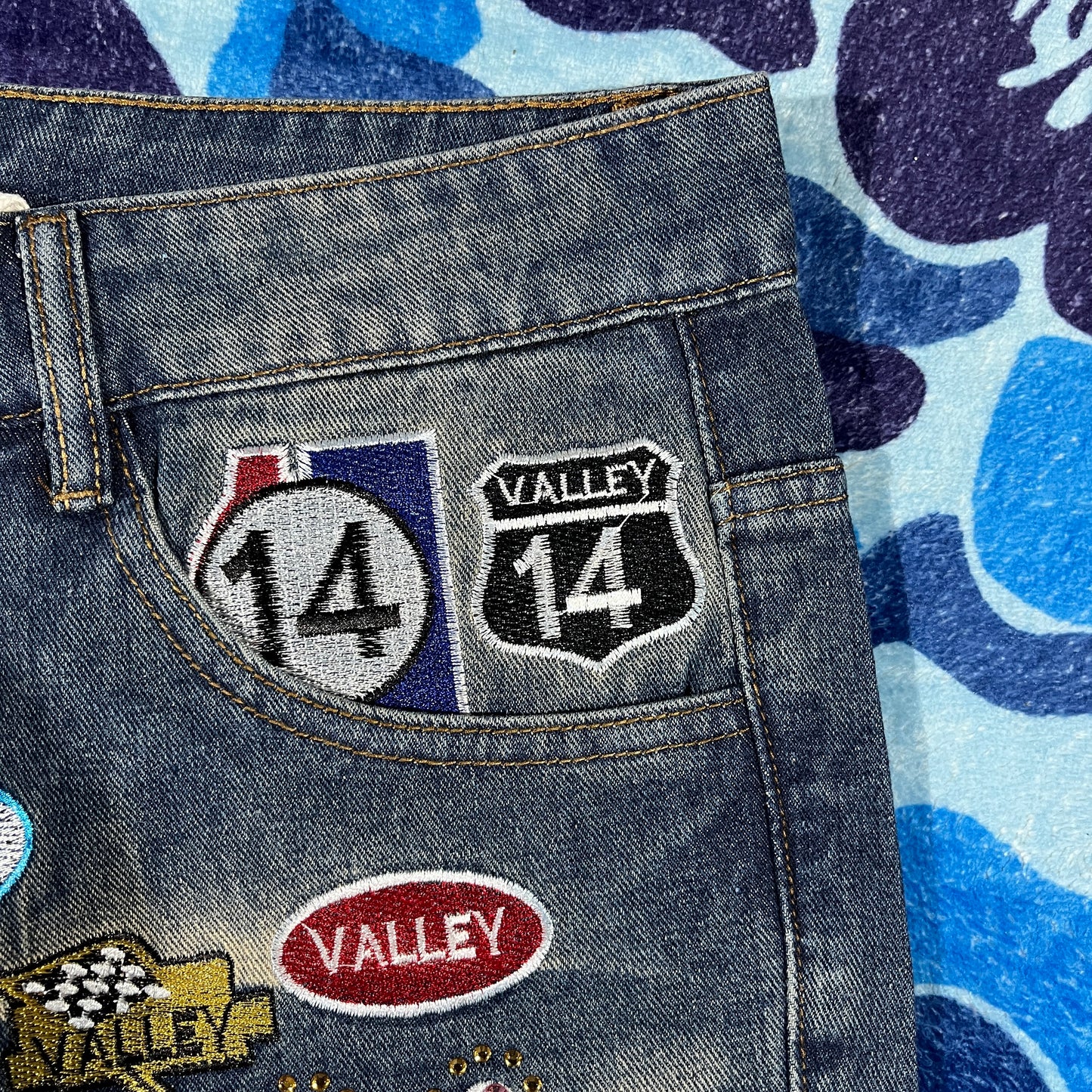 Bermuda Short Valley Skittles Patch Azul L
