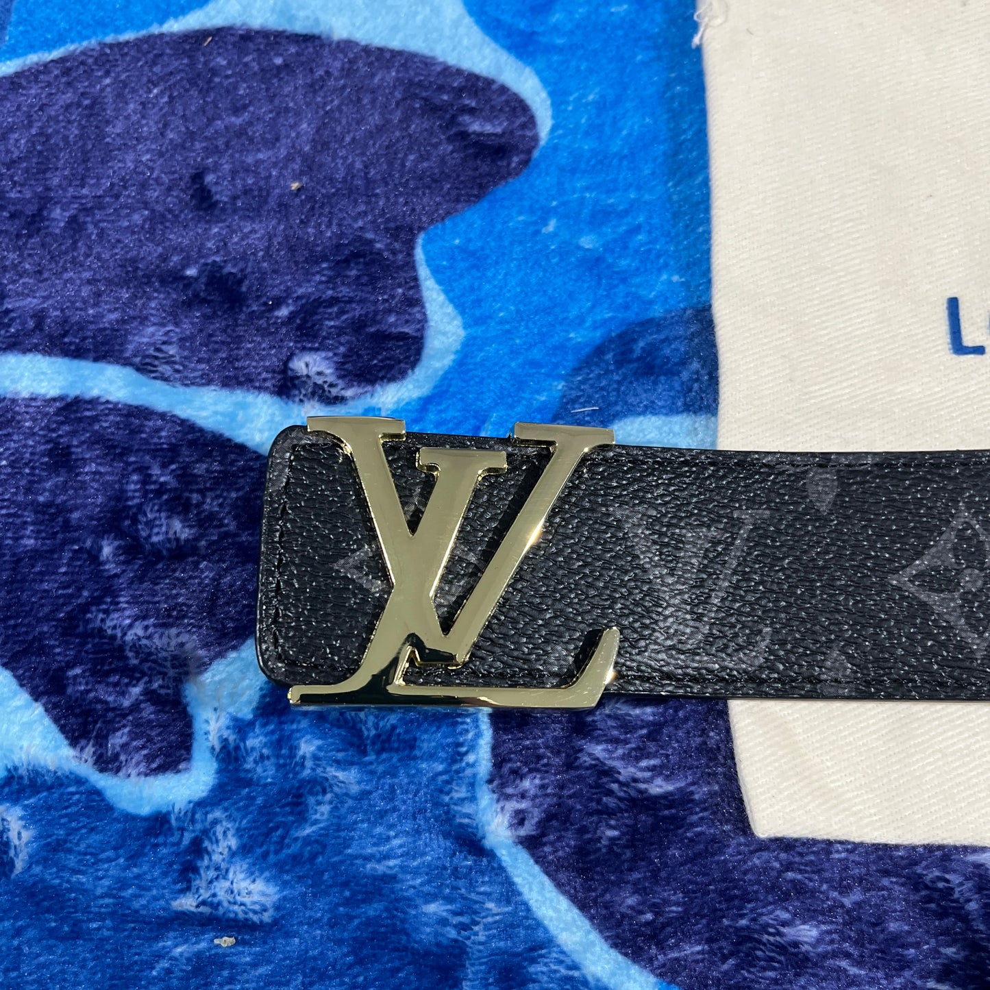 Cinturon LV Monogram Negro/Dorado