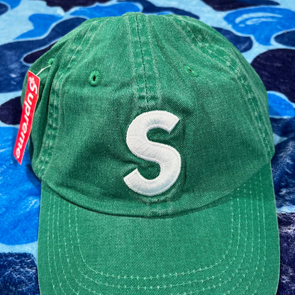 Gorra Supreme S Logo Verde