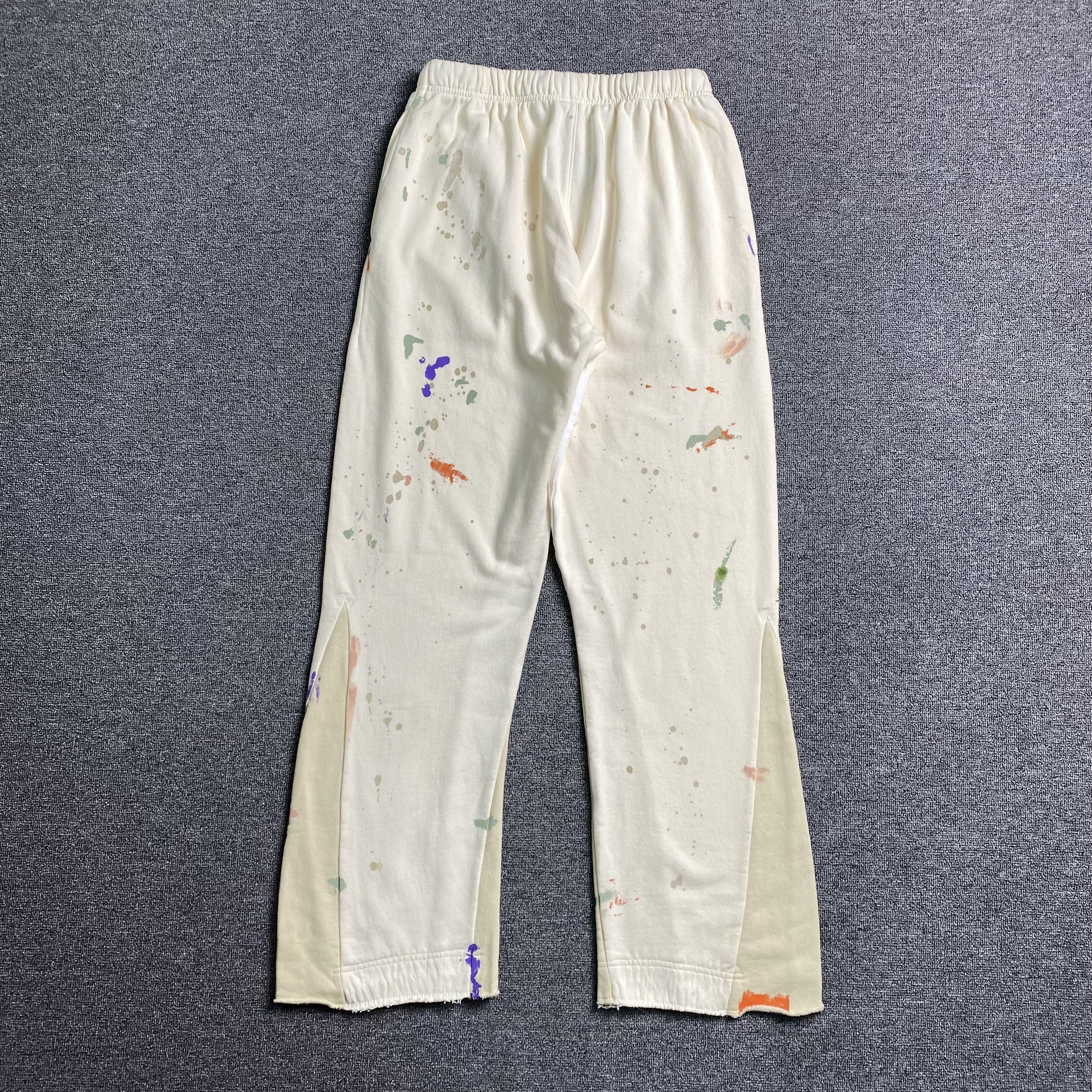 Gallery-Dept-Flare-Sweatpants-Cream-2-Drip Store Argentina