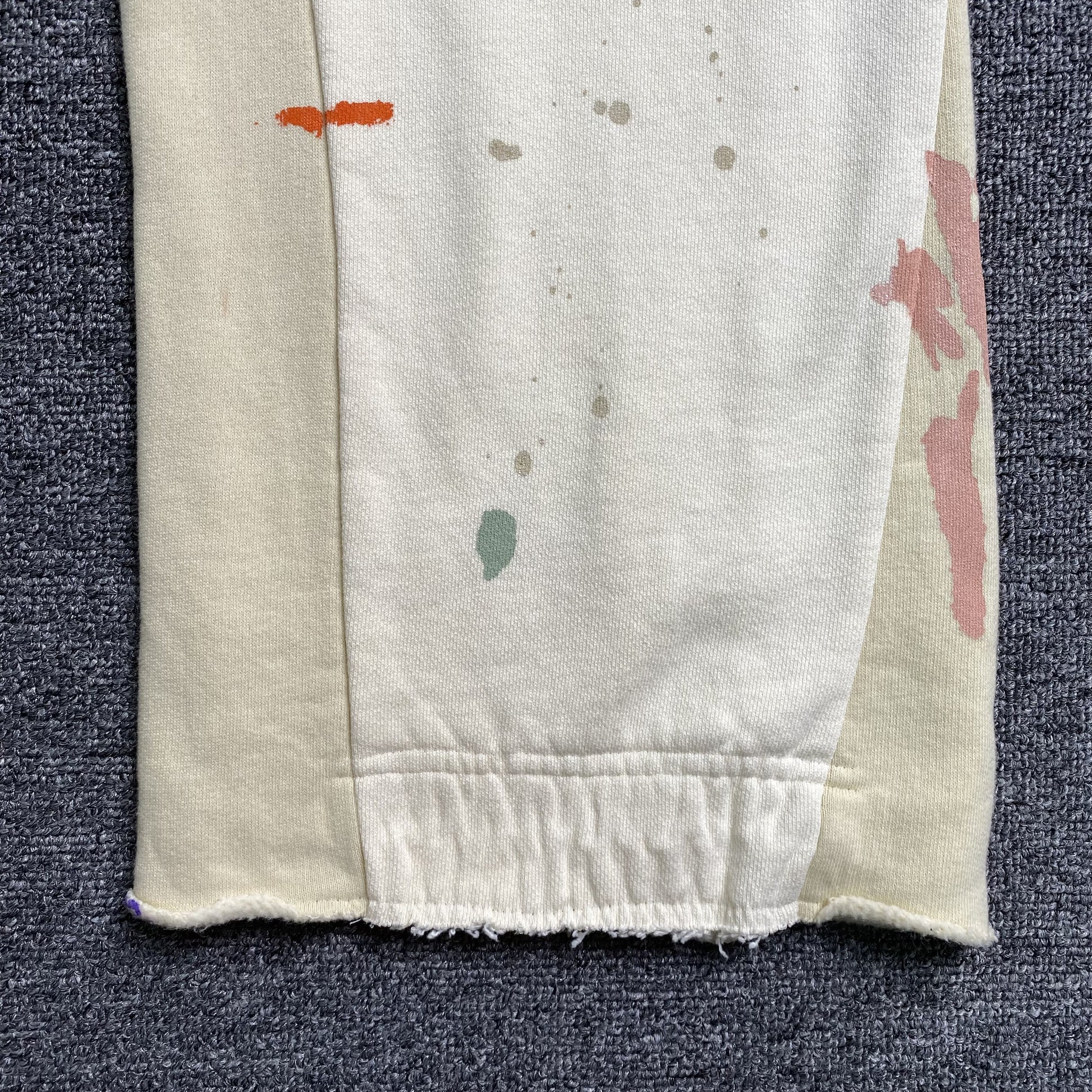 Gallery-Dept-Flare-Sweatpants-Cream-3-Drip Store Argentina