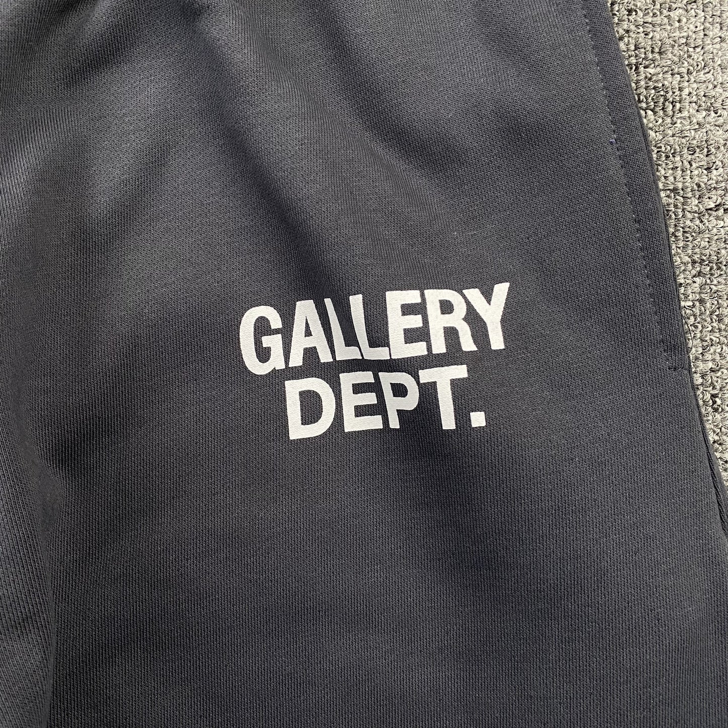 Gallery-Dept-Flared-Sweatpants-Grey-3-Drip Store Argentina