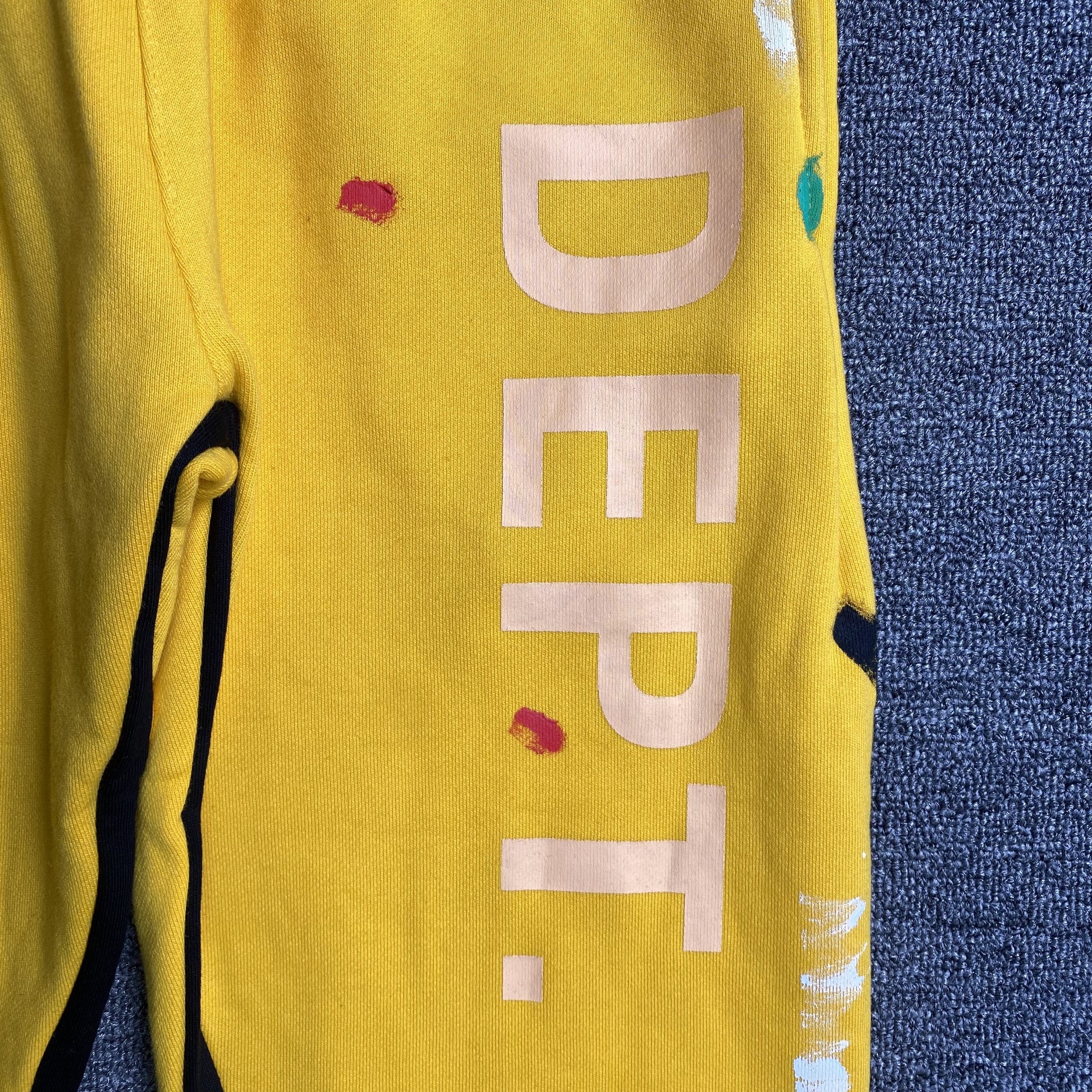 Gallery-Dept-Painted-Sweatpants-Yellow-3-Drip Store Argentina