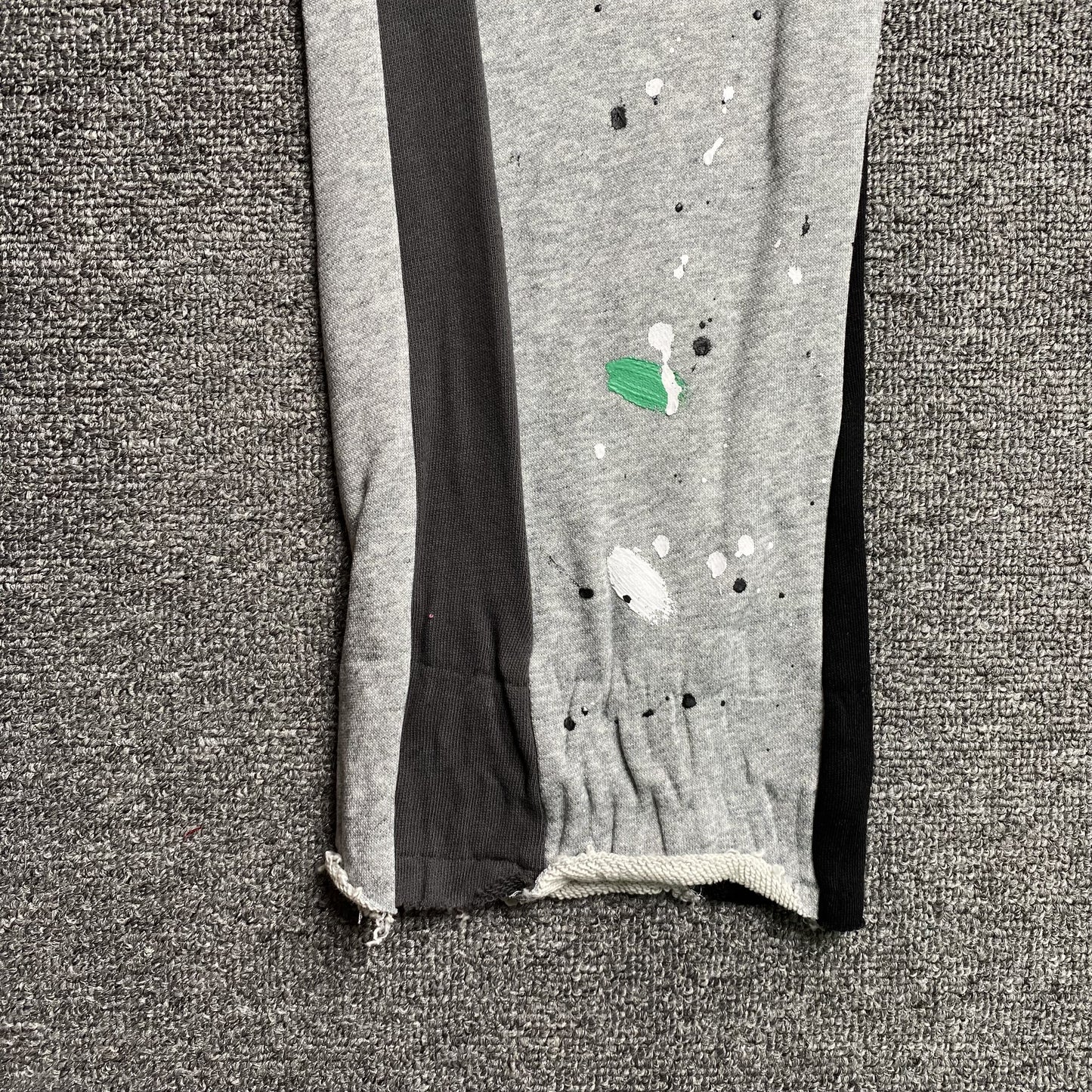 Gallery-Dept-x-Lanvin-Sweatpants-Grey-3_f15440f3-Drip Store Argentina